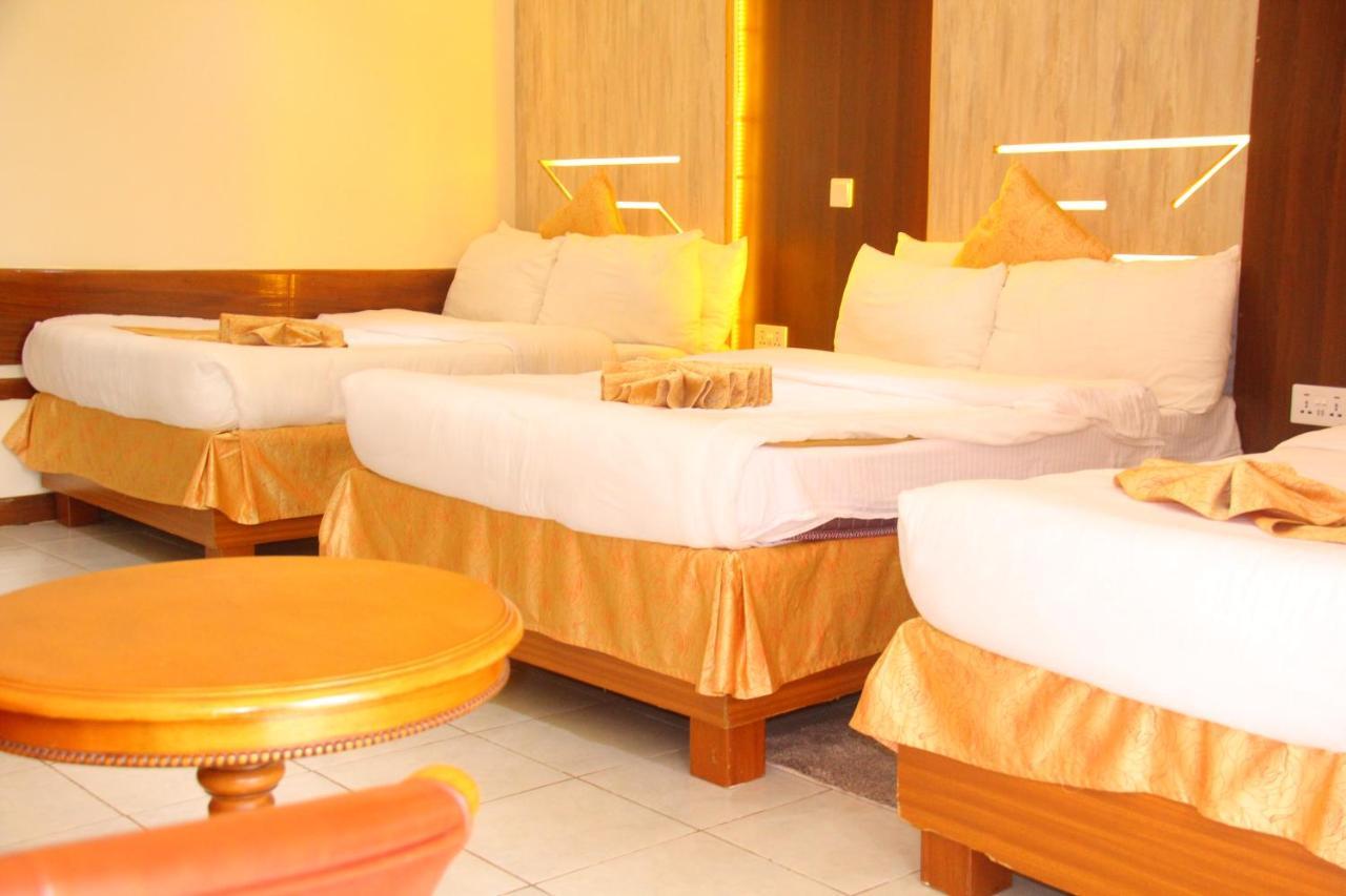 Meru Slopes Hotel Exterior foto