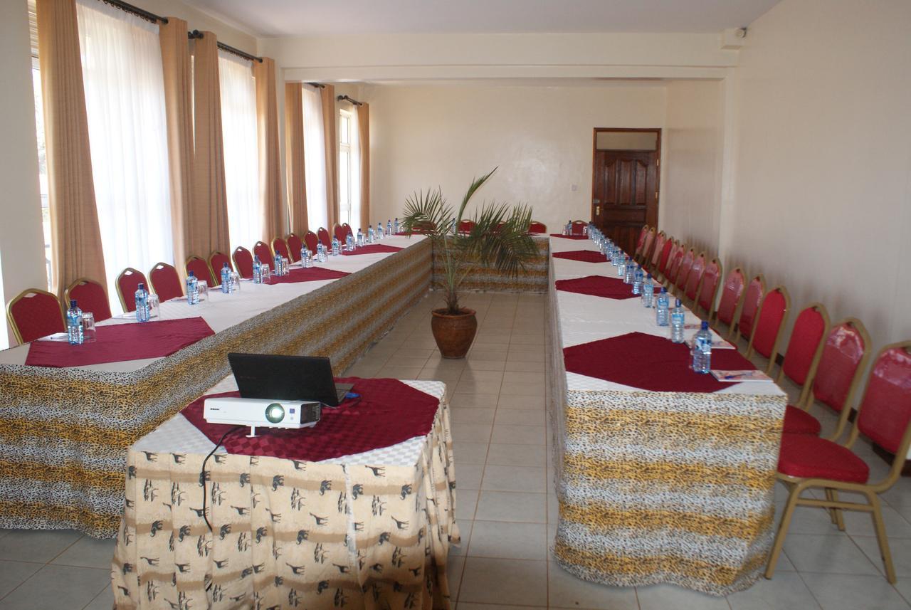 Meru Slopes Hotel Exterior foto